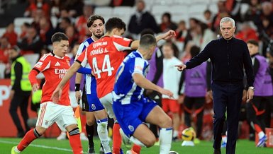 "Mourinho'nun Eşsiz Derbi Performansı: Porto'da Neler Yaşandı?"